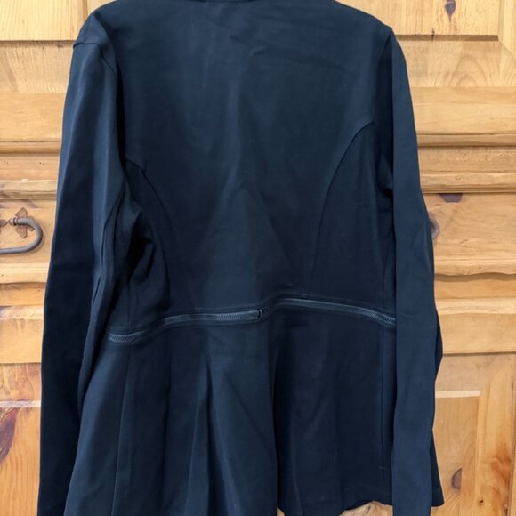 CAbi Relax Convertible Jacket - Picture 2 of 3